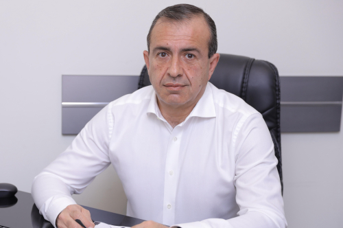 Сет Казарян